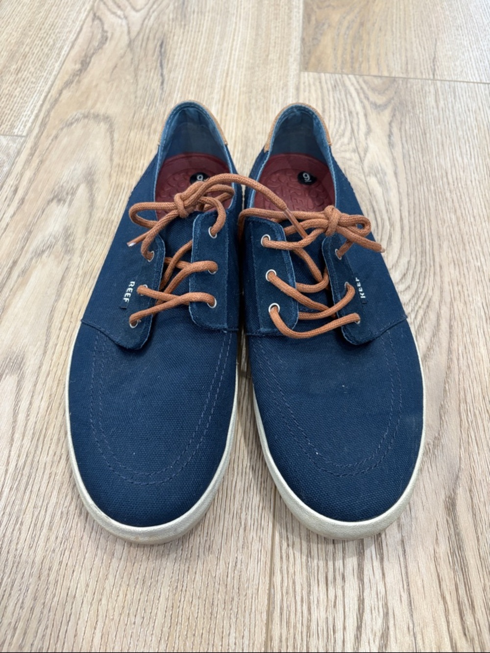 Reef Men's Navy Canvas Sneakers with Brown Laces